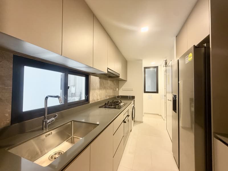 Norwood Grand, , 4 Bedrooms, 1,313 sqft, Condominium For Sale, by Jenny Goh 吴美云, 500240237 - Kitchen - PropertyGuru.com.sg