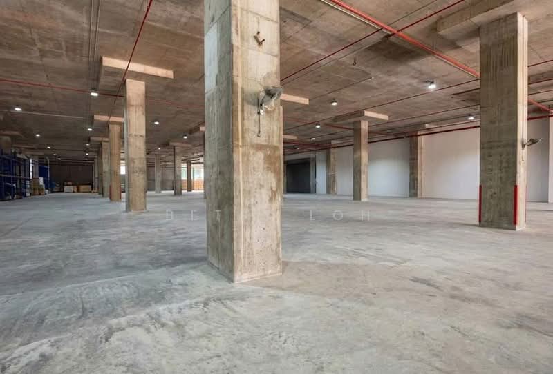 Ground Floor 30,000 sqft - Available Immediate, Jurong, 30,000 sqft, Warehouse For Rent, by Betsy Loh, 500240256 - Interior - CommercialGuru.com.sg