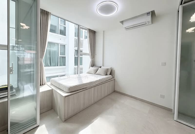 Parc Emily, 9 Mount Emily Road, 2 Bedrooms, 1,001 sqft, Condominium For Sale, by Bryan Yee, 500240266 - Bedroom - PropertyGuru.com.sg