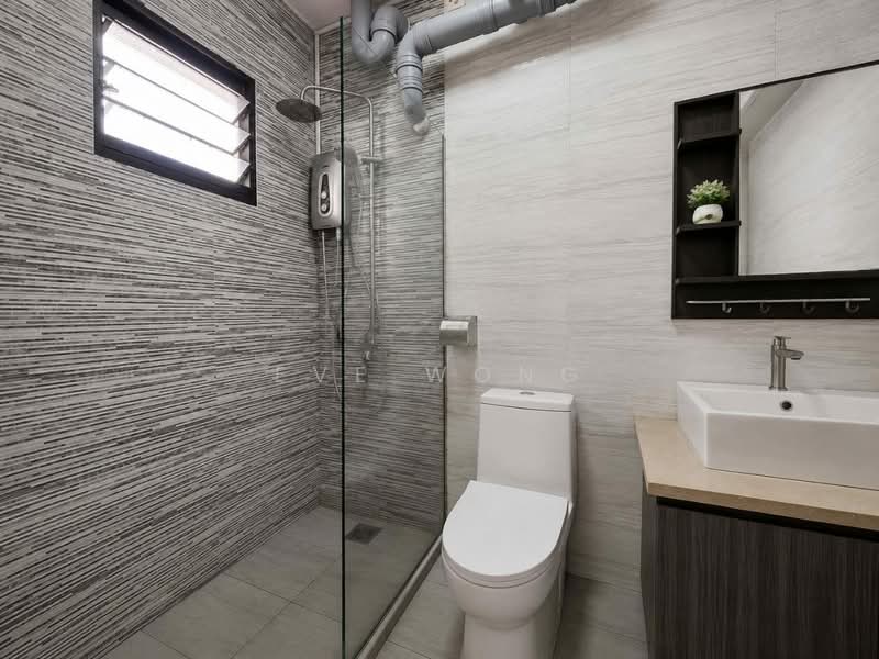 323B Sengkang East Way, 323B Sengkang East Way, 3 Bedrooms, 968 sqft, HDB Flat For Sale, by Eve Wong, 500240281 - Bathroom - PropertyGuru.com.sg