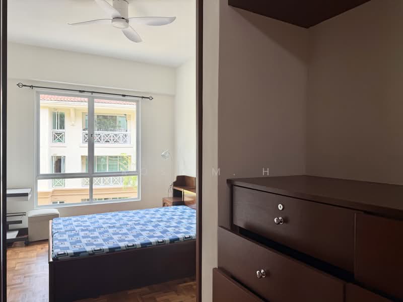 Duchess Crest, 58 Duchess Avenue, 2 Bedrooms, 936 sqft, Condominium For Rent, by Rosy M. H, 500240286 - Bedroom - PropertyGuru.com.sg