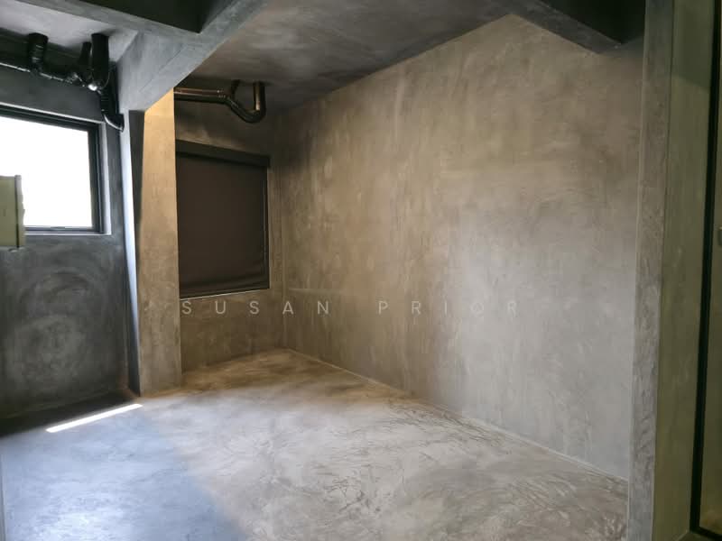 1800 sf! Bachelor Bespoke 2 Bed Rangoon, Rangoon Road, 3 Bedrooms, 1,800 sqft, Walk-up Apartment For Rent, by Susan Prior, 500240290 - Interior - PropertyGuru.com.sg