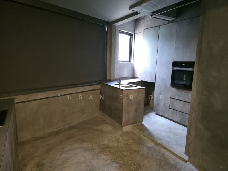 1800 sf! Bachelor Bespoke 2 Bed Rangoon, Rangoon Road, 3 Bedrooms, 1,800 sqft, Walk-up Apartment For Rent, by Susan Prior, 500240290 - Kitchen - PropertyGuru.com.sg