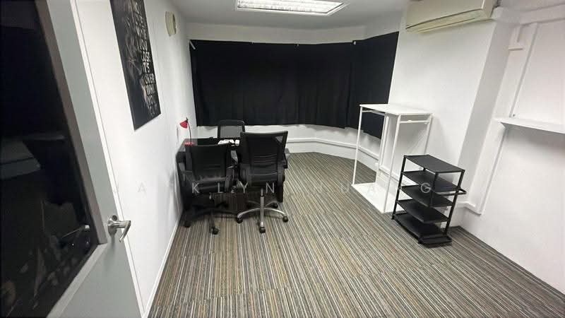 Textile Centre, 200 Jalan Sultan, 1,001 sqft, Office For Rent, by Jacklyn Huang, 500240300 - Study - CommercialGuru.com.sg