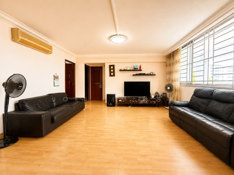 151 Simei Street 1, 151 Simei Street 1, 3 Bedrooms, 1,108 sqft, HDB Flat For Sale, by Joei Lim 林芯彤, 500240307 - Living Room - PropertyGuru.com.sg