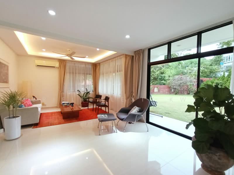 Hilltop Resort Home with Swimming Pool & huge garden, , 6 Bedrooms, 4,800 sqft, Detached House For Rent, by Meriell Alexiz Kwek, 500240311 - Living Room - PropertyGuru.com.sg