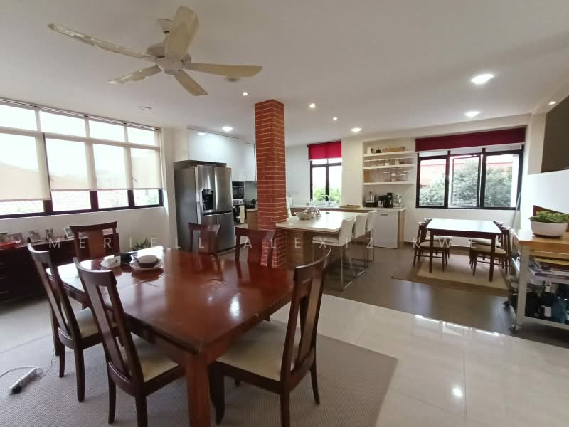 Hilltop Resort Home with Swimming Pool & huge garden, , 6 Bedrooms, 4,800 sqft, Detached House For Rent, by Meriell Alexiz Kwek, 500240311 - Dining Room - PropertyGuru.com.sg