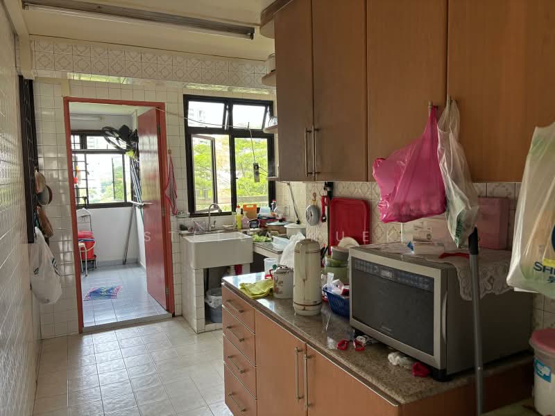 107 Jalan Bukit Merah, 107 Jalan Bukit Merah, 2 Bedrooms, 678 sqft, HDB Flat For Rent, by Stella Kuek, 500240312 - Kitchen - PropertyGuru.com.sg