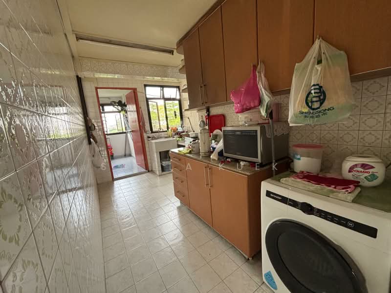 107 Jalan Bukit Merah, 107 Jalan Bukit Merah, 2 Bedrooms, 678 sqft, HDB Flat For Rent, by Stella Kuek, 500240312 - Kitchen - PropertyGuru.com.sg