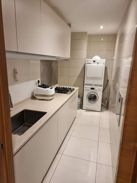 Marina One Residences, 21 Marina Way, Boat Quay / Raffles Place / Marina, 3 Bedrooms, 1,593 sqft, Condominium For Rent, by Alan Sng, 500240335 - Kitchen - PropertyGuru.com.sg