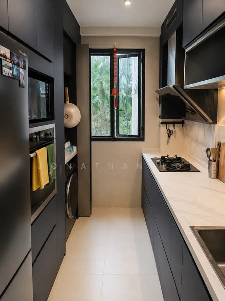 High Park Residences, 27 Fernvale Road, 4 Bedrooms, 1,227 sqft, Condominium For Sale, by Jonathan Lo, 500240337 - Kitchen - PropertyGuru.com.sg