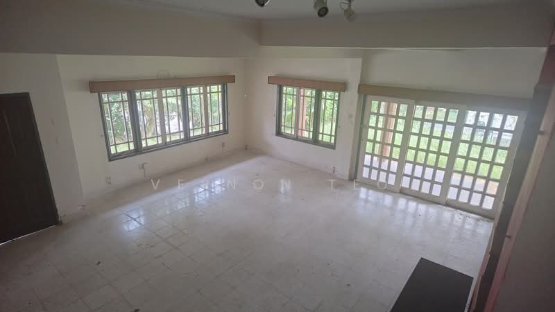 Unlisted House for Redevelopment.Facing greenery. Quiet and Peaceful, , 3 Bedrooms, 2,498 sqft, Corner Terrace For Sale, by Vernon Teo, 500240359 - Living Room - PropertyGuru.com.sg