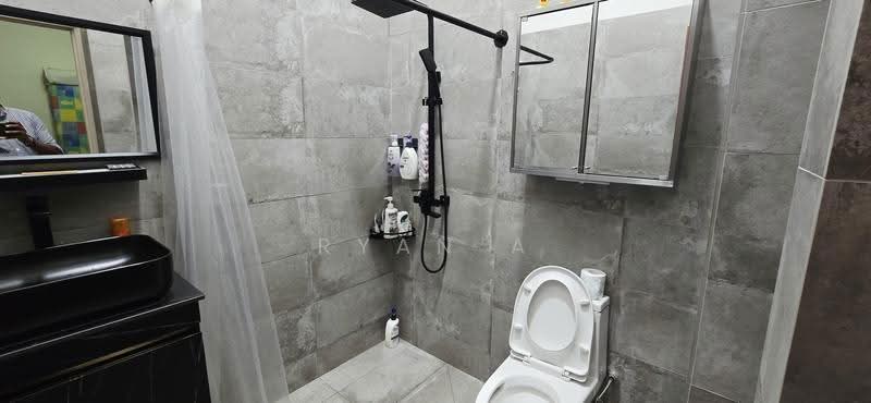 Florida Park, Sunrise Way, Room Rental, 250 sqft, Terraced House For Rent, by Ryan A, 500240361 - Bathroom - PropertyGuru.com.sg