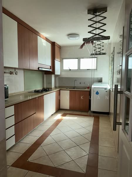 101C Punggol Field, 101C Punggol Field, Hougang / Punggol / Sengkang, 3 Bedrooms, 1,184 sqft, HDB Flat For Sale, by Shirley Kuan, 500240379 - Kitchen - PropertyGuru.com.sg