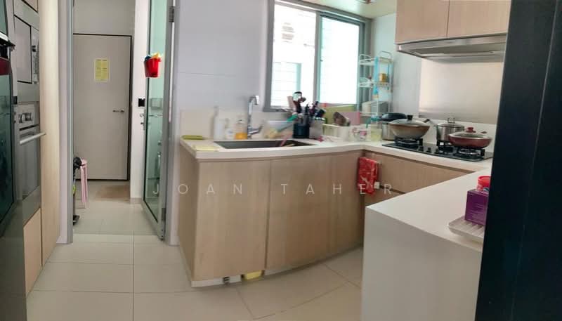 Kovan Residences, 5 Kovan Road, 3 Bedrooms, 1,259 sqft, Condominium For Sale, by Joan Taher, 500240396 - Kitchen - PropertyGuru.com.sg