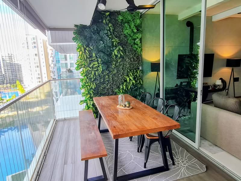 Kovan Residences, 5 Kovan Road, 3 Bedrooms, 1,259 sqft, Condominium For Sale, by Joan Taher, 500240396 - Balcony - PropertyGuru.com.sg