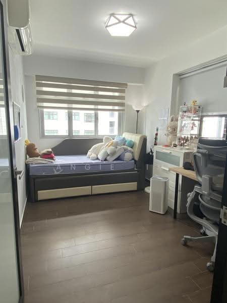 183C Boon Lay Avenue, 183C Boon Lay Avenue, Boon Lay / Jurong / Tuas, 3 Bedrooms, 990 sqft, HDB Flat For Sale, by Angie Lim, 500240412 - Bedroom - PropertyGuru.com.sg