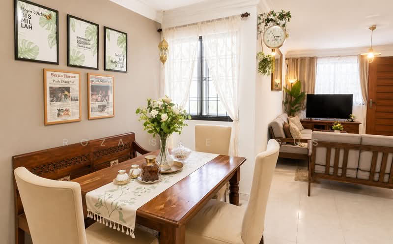 226 Yishun Street 21, 226 Yishun Street 21, Sembawang / Yishun, 3 Bedrooms, 1,001 sqft, HDB Flat For Sale, by Roza Sure Bagus, 500240427 - Dining with glimpse of living area - PropertyGuru.com.sg