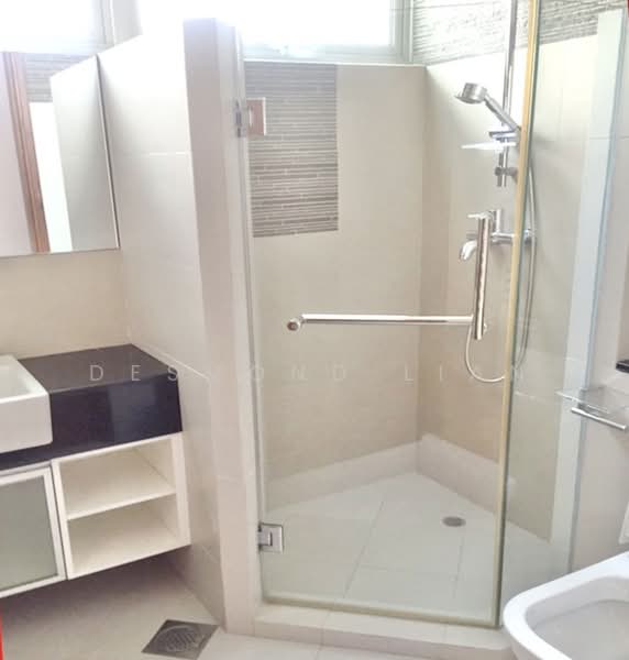Namly Semi-D with Private Pool n Garden n MRT, Sixth Avenue/ Namly Drive/ Namly Crescent/ Fourth Ave, Tanglin / Holland / Bukit Timah, 6 Bedrooms, 4,400 sqft, Semi-Detached House For Rent, by Desmond Lian, 500240428 - Bathroom - PropertyGuru.com.sg