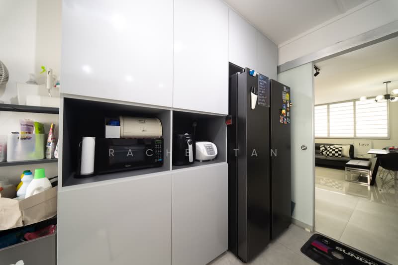 123 Bishan Street 12, 123 Bishan Street 12, 3 Bedrooms, 904 sqft, HDB Flat For Sale, by Rachel Tan, 500240432 - Kitchen - PropertyGuru.com.sg