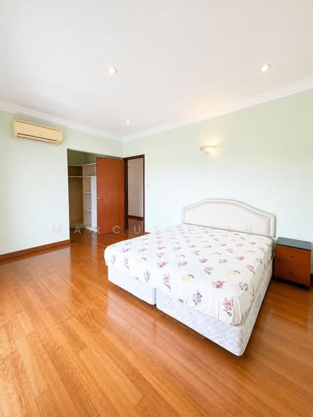 999 Year Inter-Terrace at Teachers Estate, , 4 Bedrooms, 2,700 sqft, Terraced House For Sale, by Marcus Luah, 500240441 - Bedroom - PropertyGuru.com.sg