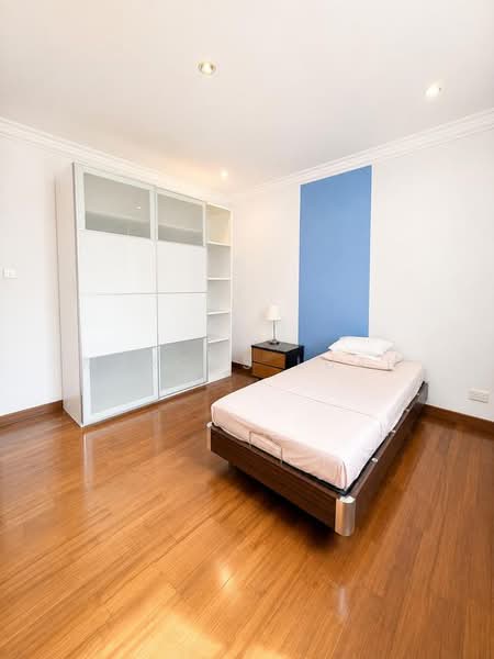 999 Year Inter-Terrace at Teachers Estate, , 4 Bedrooms, 2,700 sqft, Terraced House For Sale, by Marcus Luah, 500240441 - Bedroom - PropertyGuru.com.sg