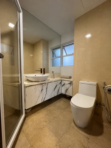 Cote D'Azur, 66 Marine Parade Road, 2 Bedrooms, 1,152 sqft, Condominium For Sale, by Jasper Chan, 500240447 - Bathroom - PropertyGuru.com.sg