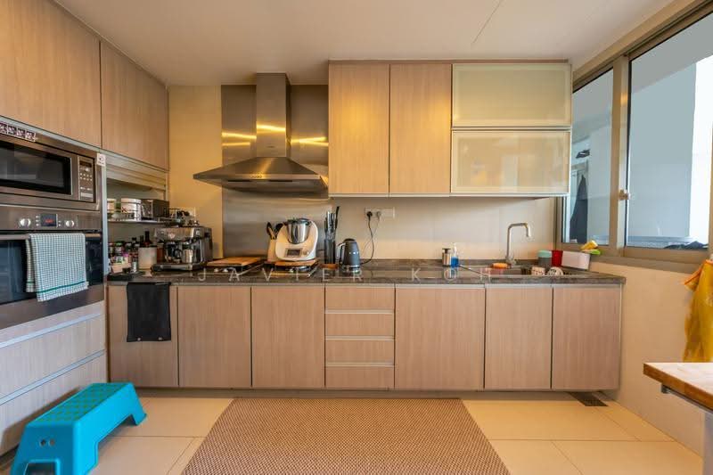 The Seafront on Meyer, 57 Meyer Road, 3 Bedrooms, 1,604 sqft, Condominium For Rent, by Javier Koh, 500240450 - Kitchen - PropertyGuru.com.sg