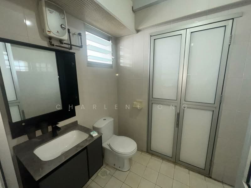 453A Fernvale Road, 453A Fernvale Road, 1 Bedroom, 495 sqft, HDB Flat For Rent, by Charlene Ong, 500240454 - Bathroom - PropertyGuru.com.sg