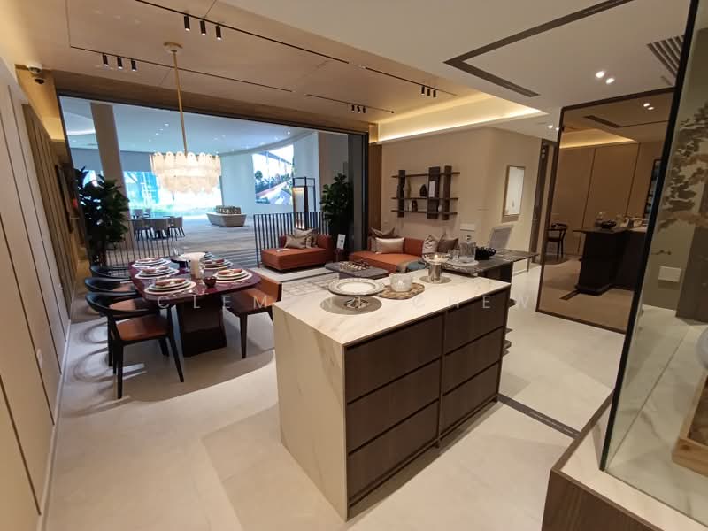 Canberra Crescent Residences, 51 Canberra Crescent, 4 Bedrooms, 1,216 sqft, Condominium For Sale, by Clement Chew, 500240455 - Living Room - PropertyGuru.com.sg