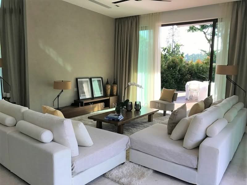 CONTEMPORARY MODERN BUNGALOW @ LORNIE RD, LORNIE ROAD, 7 Bedrooms, 9,450 sqft, Bungalow House For Rent, by Lynn Loh, 500240463 - Living Room - PropertyGuru.com.sg