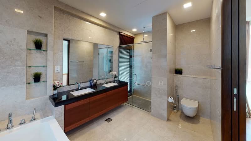 CONTEMPORARY MODERN BUNGALOW @ LORNIE RD, LORNIE ROAD, 7 Bedrooms, 9,450 sqft, Bungalow House For Rent, by Lynn Loh, 500240463 - Bathroom - PropertyGuru.com.sg