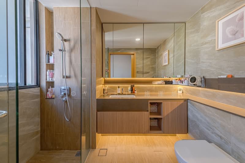 The Jovell, 27 Flora Drive, 3 Bedrooms, 904 sqft, Condominium For Sale, by Joy Shi 施谨婉, 500240466 - Bathroom - PropertyGuru.com.sg