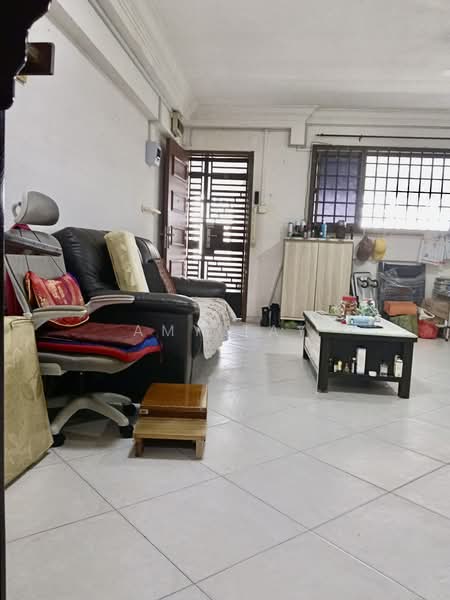 875 Tampines Street 84, 875 Tampines Street 84, 3 Bedrooms, 1,109 sqft, HDB Flat For Sale, by Amy Tay, 500240471 - Living Room - PropertyGuru.com.sg