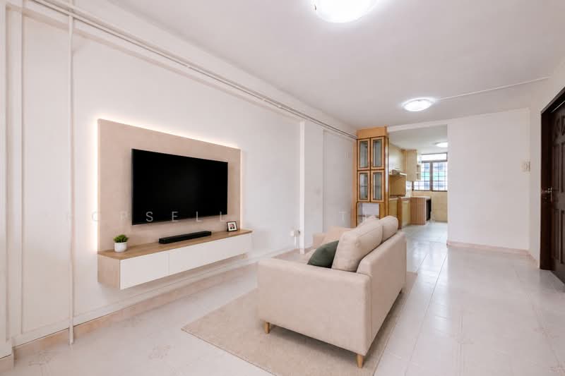 16 Eunos Crescent, 16 Eunos Crescent, 2 Bedrooms, 635 sqft, HDB Flat For Sale, by Elaine Wong, 500240472 - Living Room - PropertyGuru.com.sg