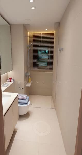 Dunearn House, 764 Dunearn Road, Newton / Novena, 3 Bedrooms, 1,001 sqft, Condominium For Sale, by Eugene Tay, 500240474 - Bathroom - PropertyGuru.com.sg