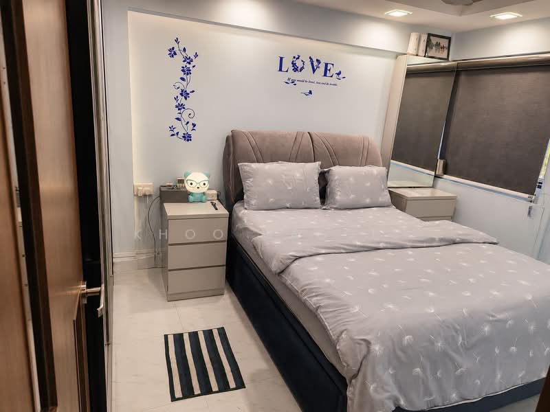 241 Jurong East Street 24, 241 Jurong East Street 24, 2 Bedrooms, 732 sqft, HDB Flat For Sale, by Khoo Maggie, 500240476 - Bedroom - PropertyGuru.com.sg