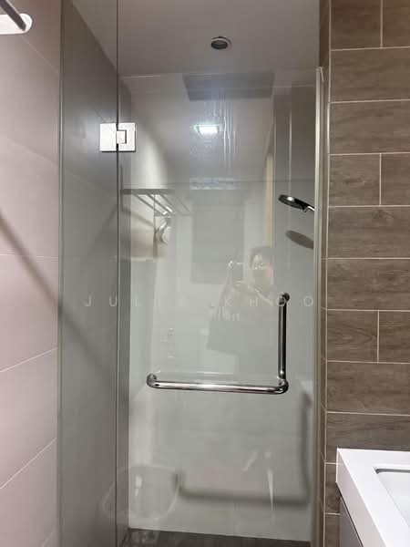 River Isles, 68 Edgedale Plains, 3 Bedrooms, 1,227 sqft, Condominium For Rent, by Julia Khoo, 500240488 - Bathroom - PropertyGuru.com.sg