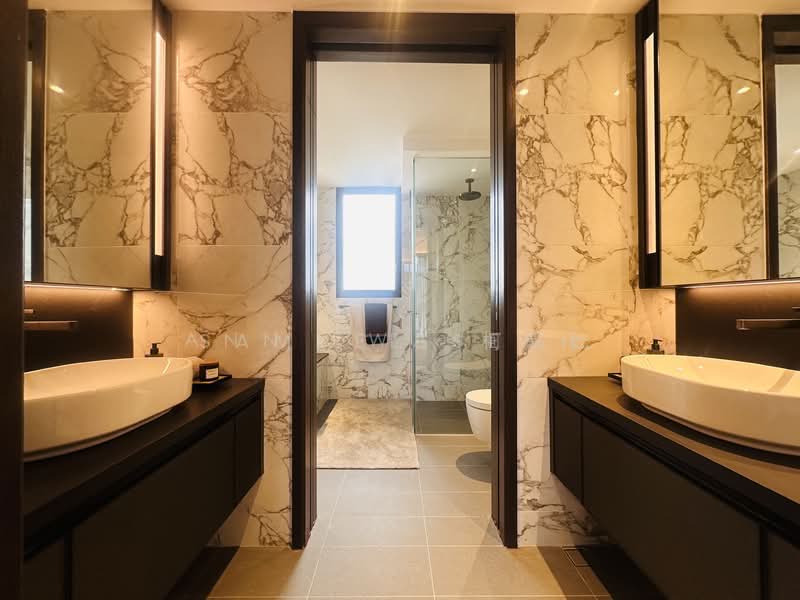 Brand new D15 penthouse, , 5 Bedrooms, 2,691 sqft, Condominium For Sale, by Samuel Seah, 500240489 - Bathroom - PropertyGuru.com.sg