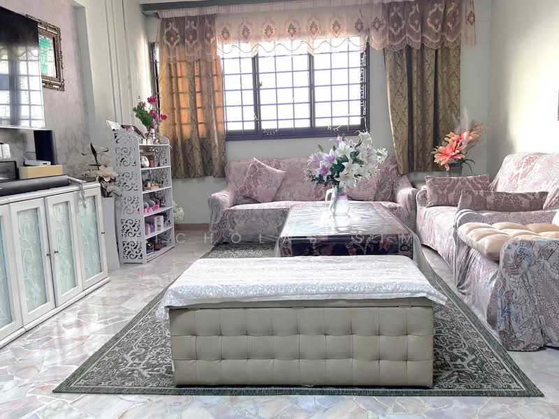 67 Bedok South Avenue 3, 67 Bedok South Avenue 3, 3 Bedrooms, 1,323 sqft, HDB Flat For Sale, by Nicholas Sim, 500240495 - Living Room - PropertyGuru.com.sg
