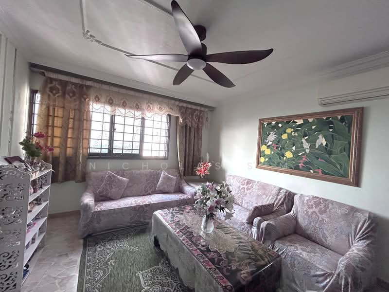 67 Bedok South Avenue 3, 67 Bedok South Avenue 3, 3 Bedrooms, 1,323 sqft, HDB Flat For Sale, by Nicholas Sim, 500240495 - Living Room - PropertyGuru.com.sg