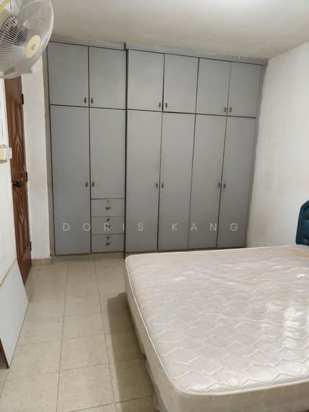 239 Bukit Batok East Avenue 5, 239 Bukit Batok East Avenue 5, Room Rental, 200 sqft, HDB Flat For Rent, by Doris Kang, 500240503 - Bedroom - PropertyGuru.com.sg