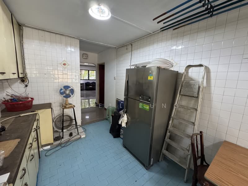 135 Potong Pasir Avenue 3, 135 Potong Pasir Avenue 3, 3 Bedrooms, 1,119 sqft, HDB Flat For Sale, by Jowell Fung, 500240504 - Kitchen - PropertyGuru.com.sg