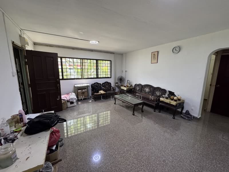135 Potong Pasir Avenue 3, 135 Potong Pasir Avenue 3, 3 Bedrooms, 1,119 sqft, HDB Flat For Sale, by Jowell Fung, 500240504 - Living Room - PropertyGuru.com.sg