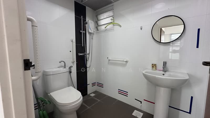 40B Margaret Drive, 40B Margaret Drive, 2 Bedrooms, 678 sqft, HDB Flat For Sale, by Megan Tan, 500240523 - PropertyGuru.com.sg