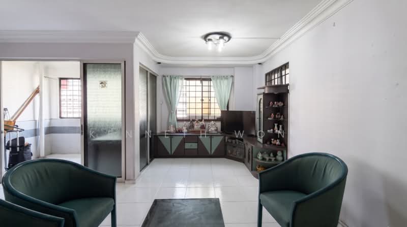 429 Choa Chu Kang Avenue 4, 429 Choa Chu Kang Avenue 4, Dairy Farm / Bukit Panjang / Choa Chu Kang, 3 Bedrooms, 1,335 sqft, HDB Flat For Sale, by Kenneth Wong, 500240556 - Living Room - PropertyGuru.com.sg