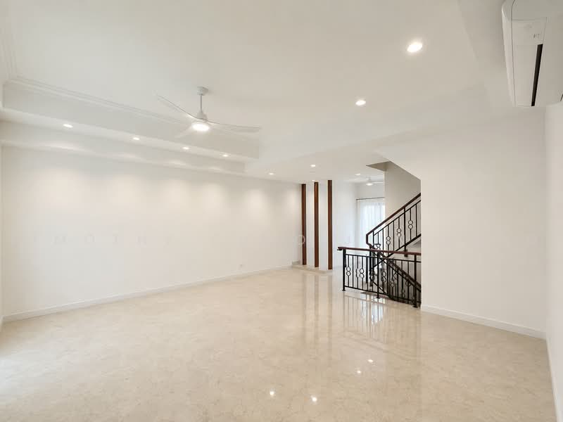 Horizon Green, Ang Mo Kio Avenue 2, 5 Bedrooms, 3,111 sqft, Cluster House For Sale, by Timothy Choo Jun Hong, 500240557 - Living Room - PropertyGuru.com.sg