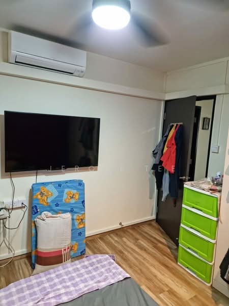 234 Serangoon Avenue 3, 234 Serangoon Avenue 3, Room Rental, 100 sqft, HDB Flat For Rent, by Jerome Tee, 500240558 - Bedroom - PropertyGuru.com.sg