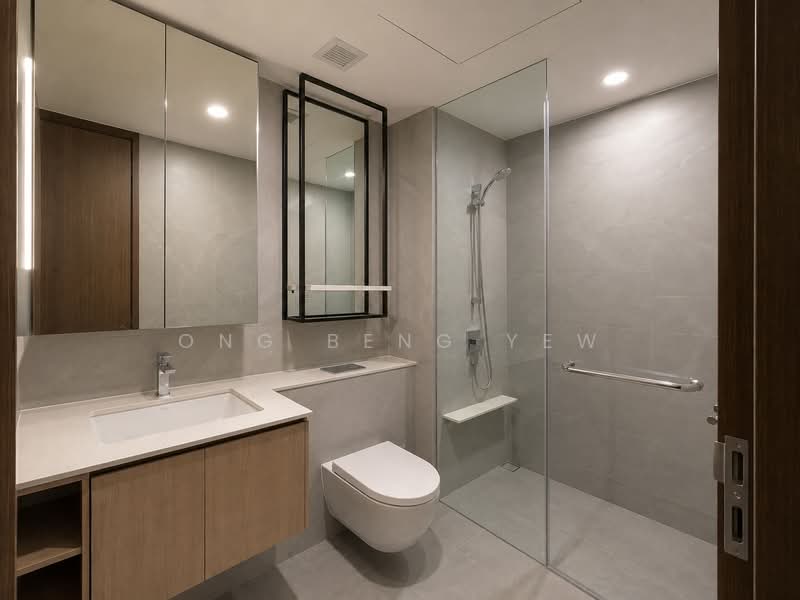 Mandarin Gardens, 1 Siglap Road, 2 Bedrooms, 828 sqft, Condominium For Rent, by Ong Beng Yew, 500240579 - Bathroom - PropertyGuru.com.sg