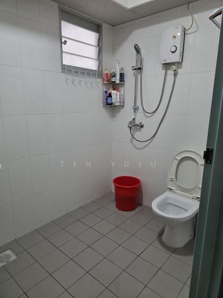 801A Keat Hong Close, 801A Keat Hong Close, Room Rental, 100 sqft, HDB Flat For Rent, by Ten Yuyu, 500240587 - Bathroom - PropertyGuru.com.sg